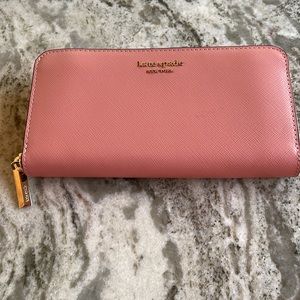 Kate Spade zip around wallet